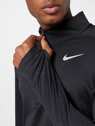 T-Shirt fonctionnel 'Pacer' NIKE en noir