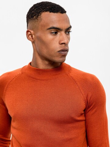 Antioch Pullover in Orange