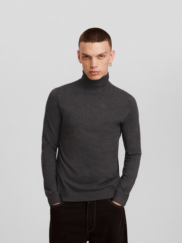 Bershka Sweater in Grey: front