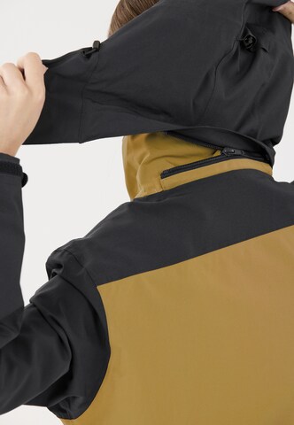 Weather Report Outdoor Jacket in Brown