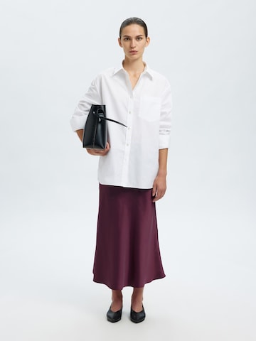 SELECTED Rok in Lila