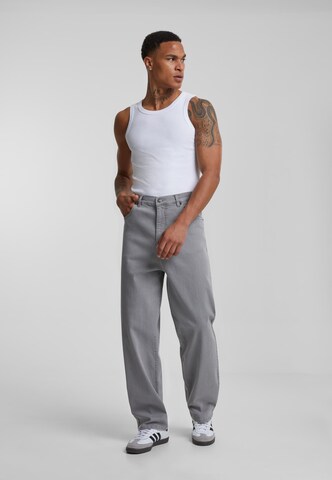 Loosefit Jeans '90's' di Urban Classics in grigio