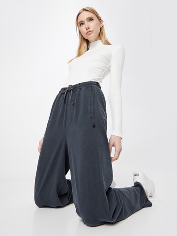 10Days Loose fit Trousers in Grey