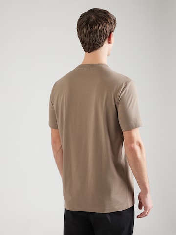 BOSS Футболка в Зеленый