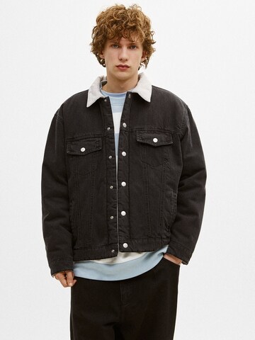 Pull&Bear Between-Season Jacket in Black: front