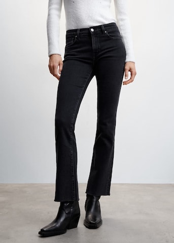 MANGO Bootcut Jeans 'dafne' i svart: framsida