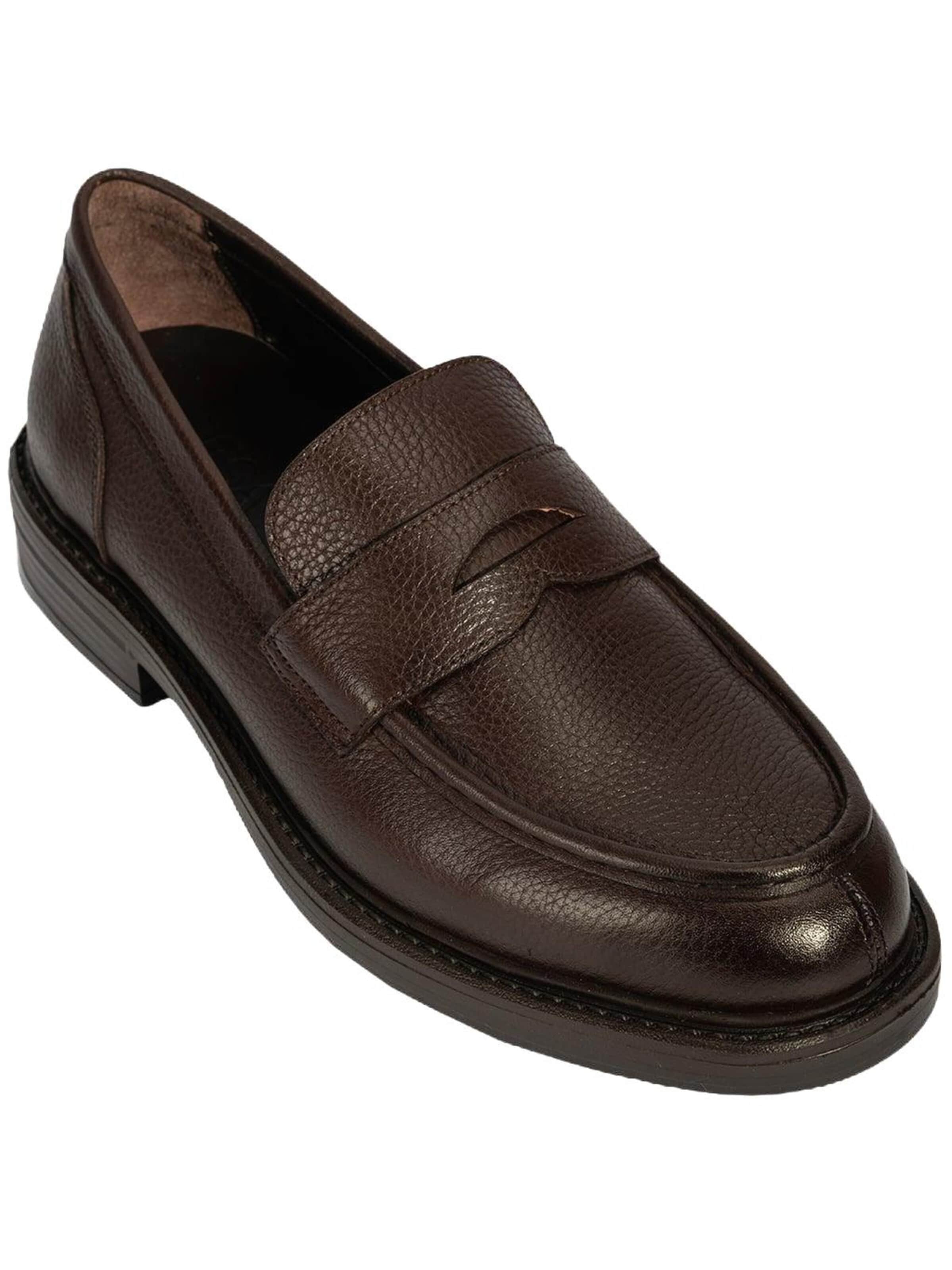 Desa Moccasins 'Slip-On-Schuhe' in Brown: front