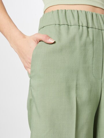 Loosefit Pantaloni con piega frontale 'PEONY TESSA' di IVY OAK in verde