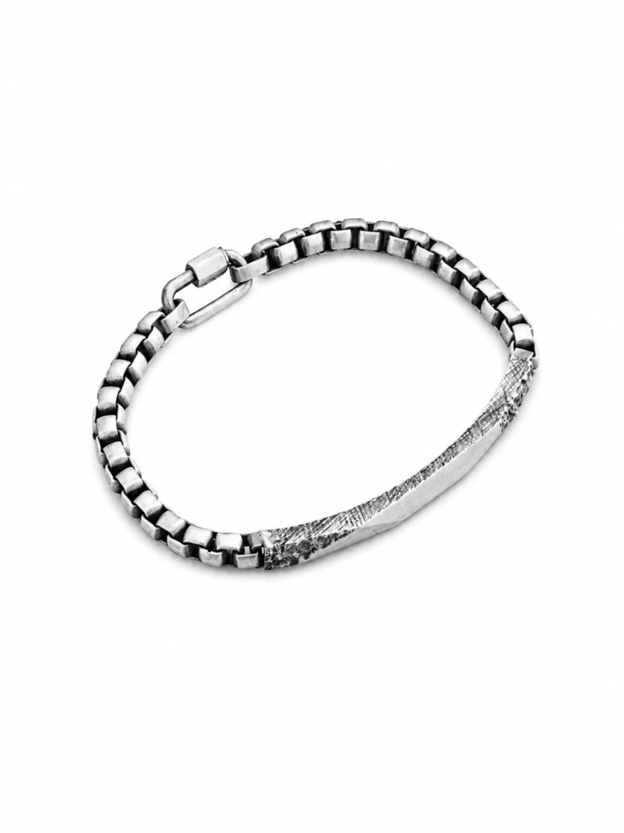 Braccialetto 'FORGED' di REYTEL in argento: frontale