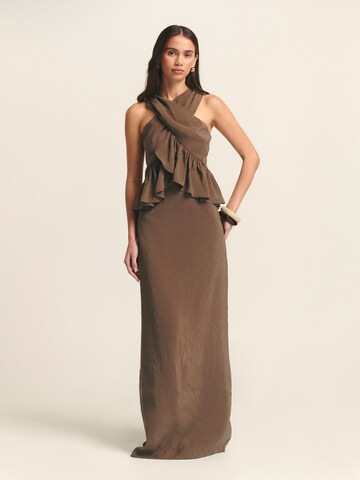 Robe de soirée 'Aloe' St MRLO en marron : devant