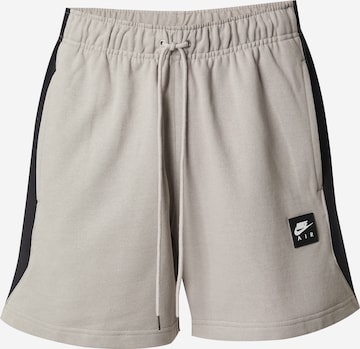 Nike Sportswear Loosefit Byxa i grå: framsida