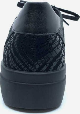 SOLIDUS Athletic Lace-Up Shoes in Black