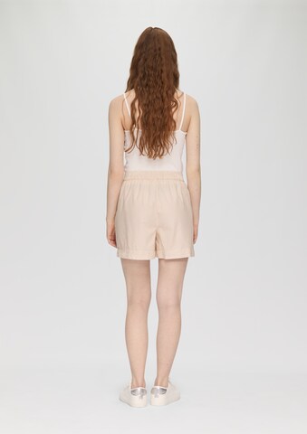 QS - regular Pantalón en beige