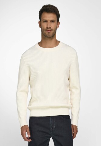 Louis Sayn Sweater in White: front