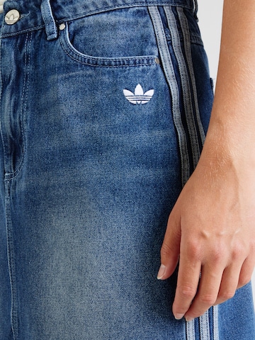 Fustă de la ADIDAS ORIGINALS pe albastru