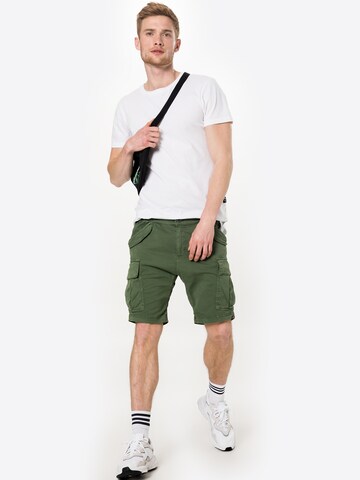 Regular Pantalon cargo 'Airman' ALPHA INDUSTRIES en vert