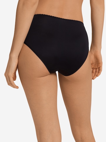 Hanro Slip ' Satin Deluxe ' in Black