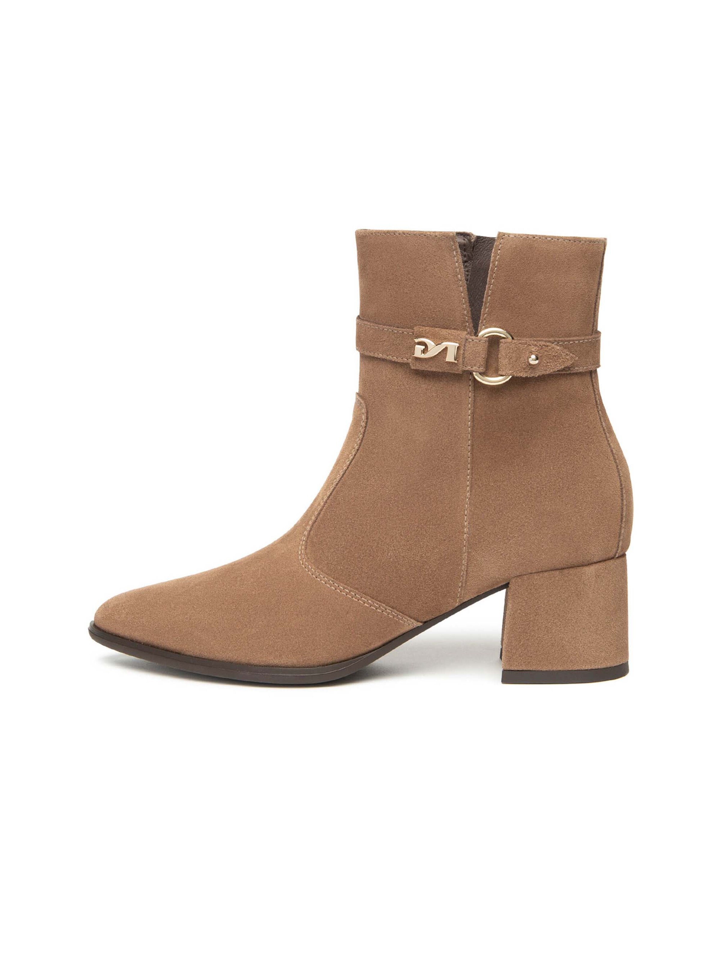 Nero Giardini Laarzen in Beige: voorkant