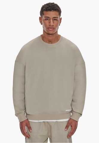 Sweat-shirt Dropsize en gris : devant