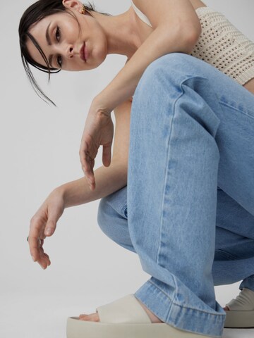 A LOT LESS Regular Jeans 'Jessie' in Blau