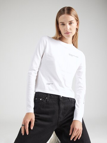 T-shirt Calvin Klein Jeans en blanc : devant