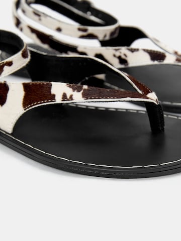 Pull&Bear Žabky - Čierna