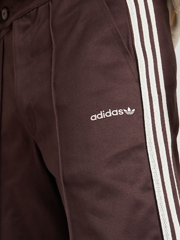 ADIDAS ORIGINALS Loosefit Shorts '80s' in Braun