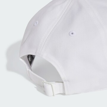 Casquette de sport 'B-Ball Tonal' ADIDAS PERFORMANCE en blanc