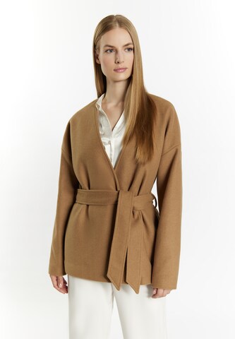 DreiMaster Klassik Between-seasons coat 'baradello' in Beige: front