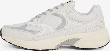 Baskets basses 'ARCHIVE 25' Tommy Jeans en gris : devant