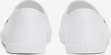 TOMMY HILFIGER - Sapatilhas slip-on 'Essential' em branco