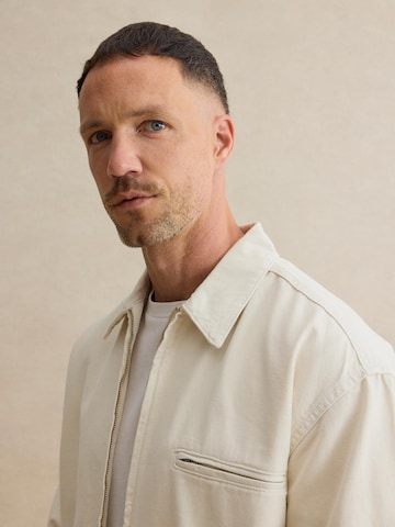 Veste mi-saison 'Laurenz' DAN FOX APPAREL en blanc