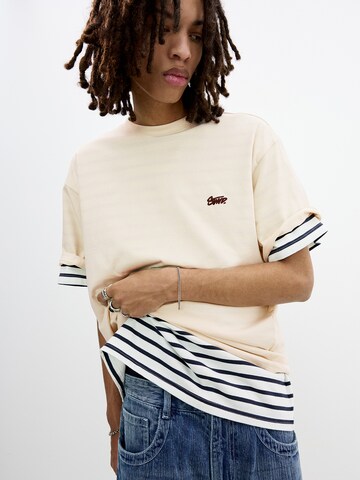 Fit confort T-Shirt 'STWD' Pull&Bear en beige