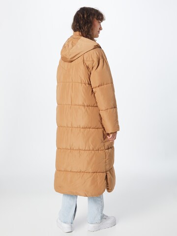 Manteau d’hiver 'EDITTE' NÜMPH en marron