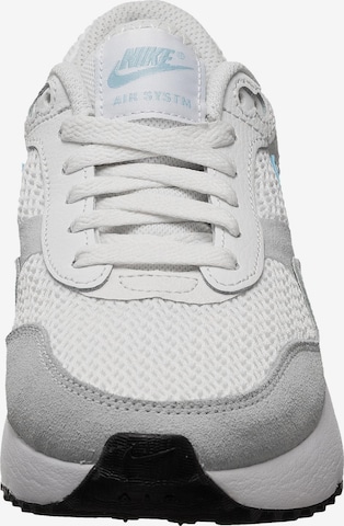 Baskets basses 'Air Max Systm' Nike Sportswear en blanc