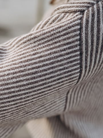 NOORLYS Pullover 'NELLIE'‌‌ in Braun