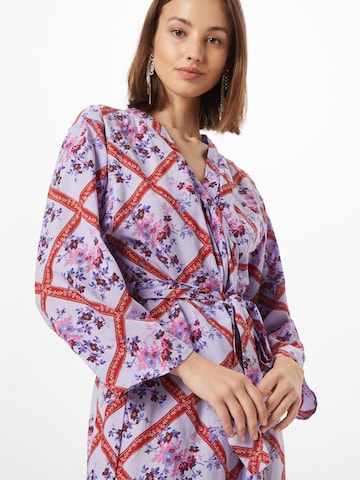 Free People - Kimono em roxo