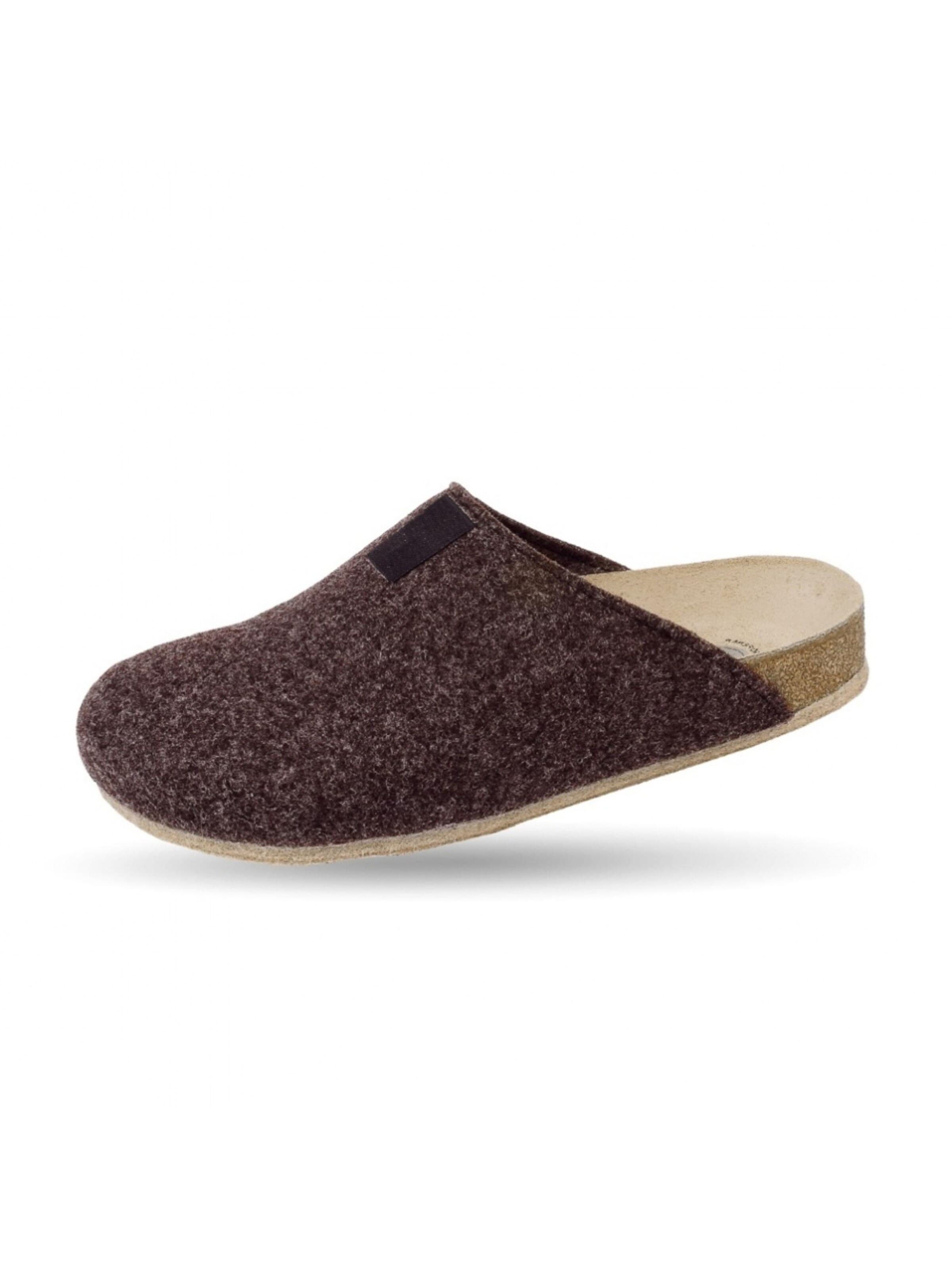 Weeger Clogs 'Hausschuh Art.48017-40' in Brown: front