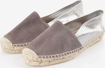 Buffalo London Flats & Loafers in 36 in Grey: front