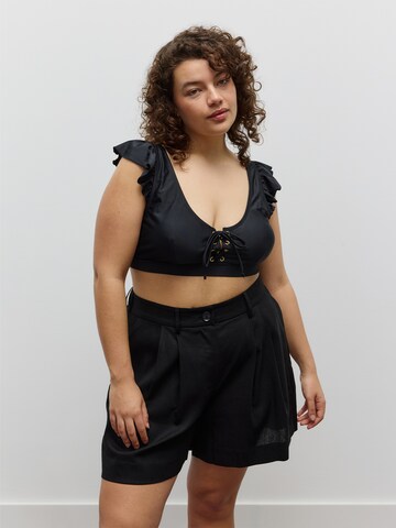 CITA MAASS Bralette Bikini top in Black: front
