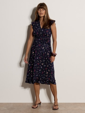 Apricot Ditsy Floral Ruffle Midi Dress ' ' in Schwarz: Vorderseite