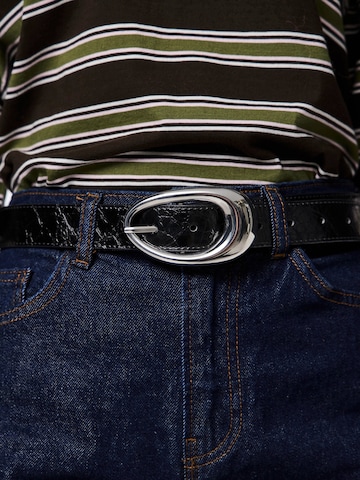 PIECESRemen 'PCNOYCE' - crna boja