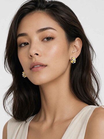 RteRme Earrings 'Violet Zirconia Flower Gold Earrings' in Silver