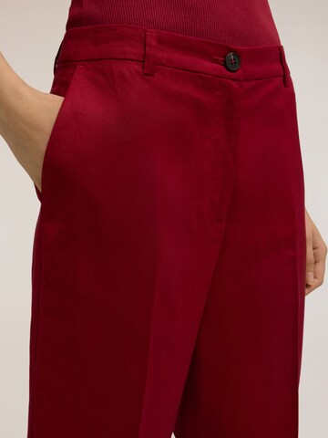 Coupe slim Pantalon MOTIVI en rouge