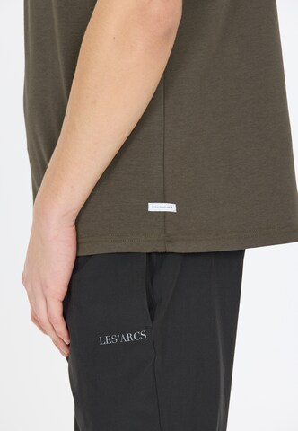 Les'Arcs T-Shirt 'Tynan' in Schwarz