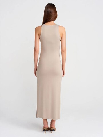 Dilvin Jurk in Beige