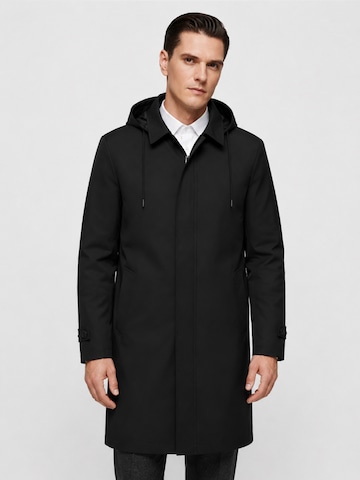 ALLTHEMEN Between-Seasons Coat 'Hülle' in Black: front