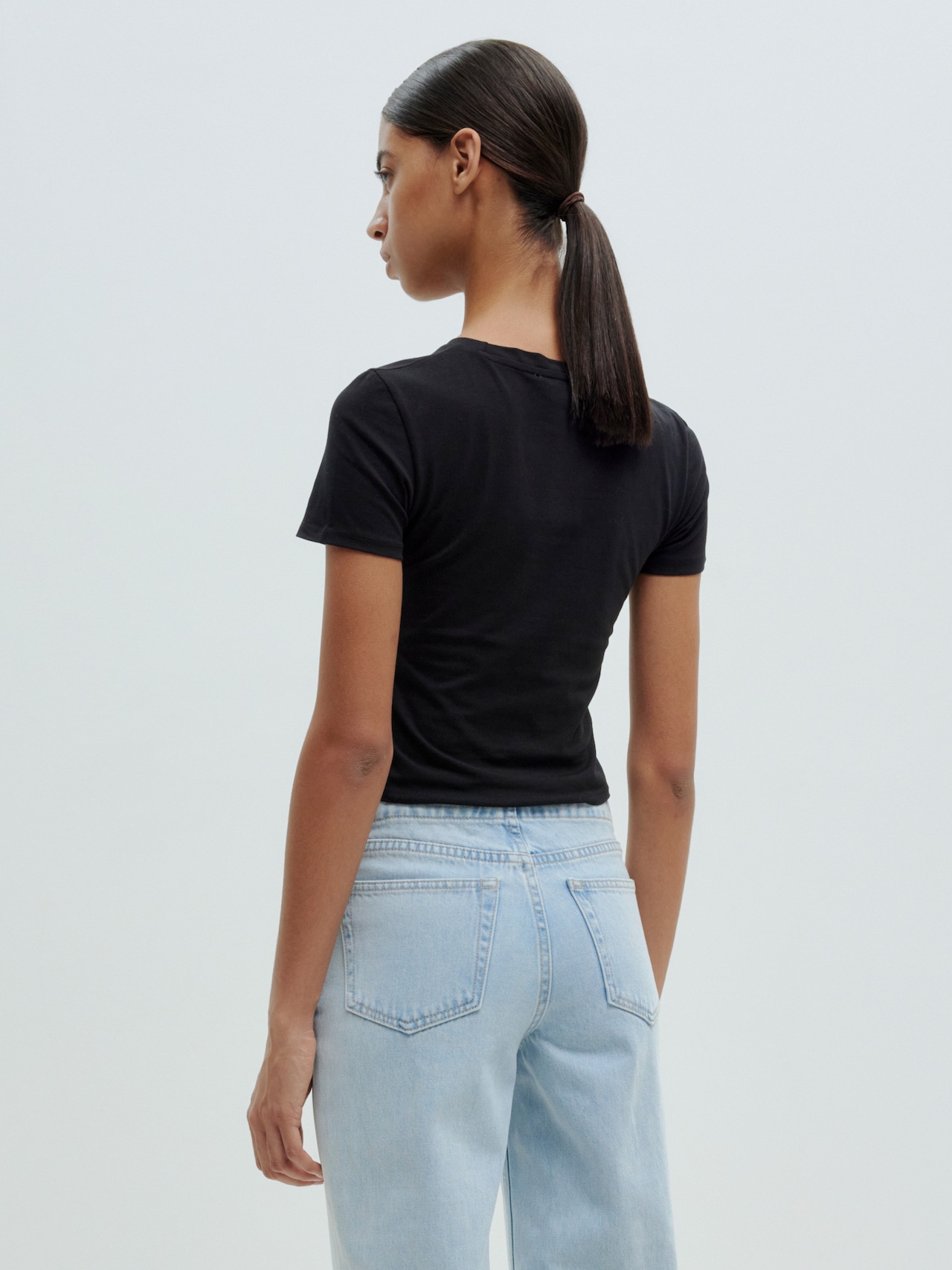 EDITED Produkte Shirt 'Jolena' schwarz