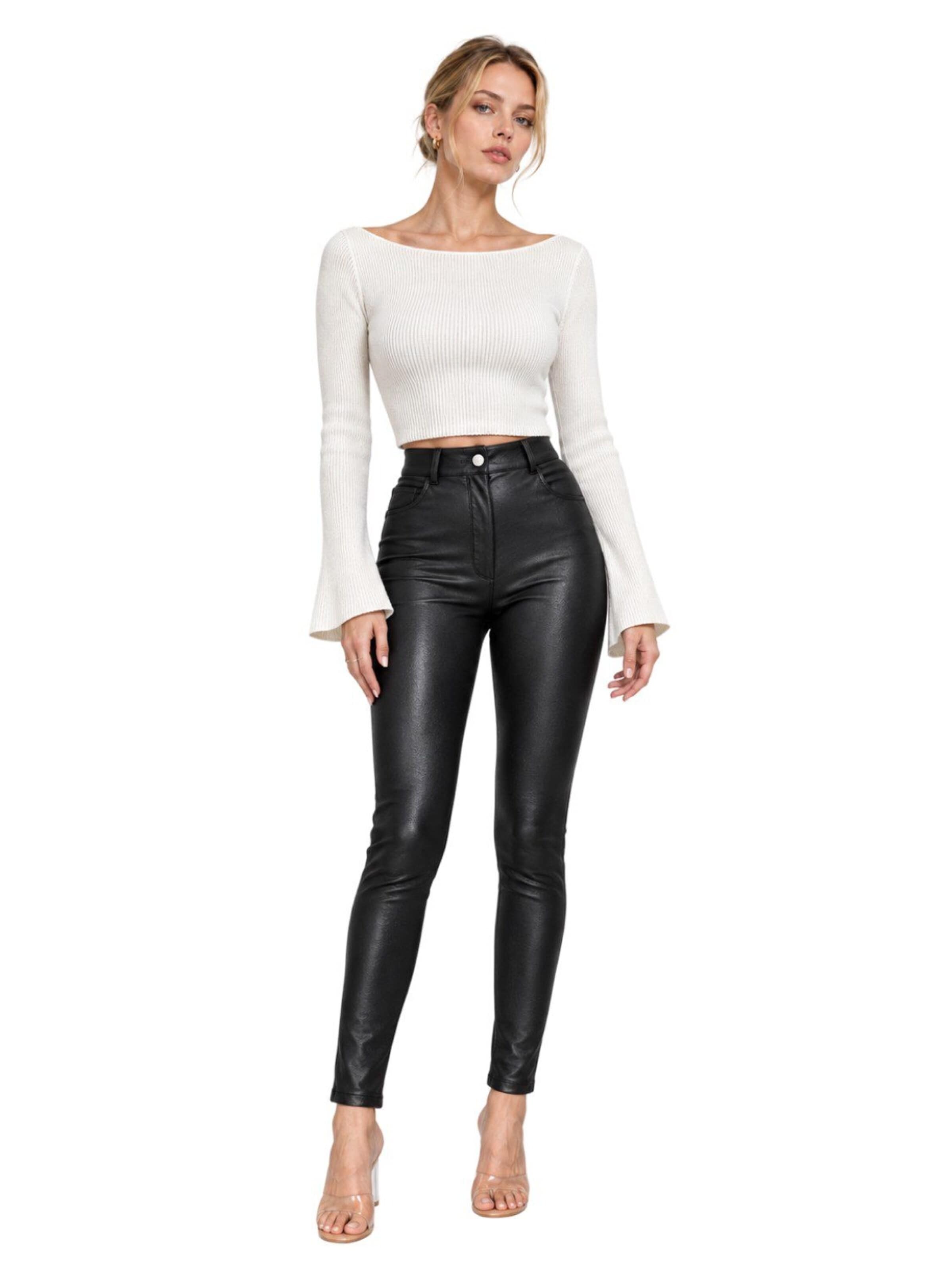 Ocoza Pants in Black