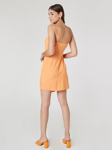 florence by mills exclusive for ABOUT YOU Zomerjurk 'Daisy Dream' in Oranje